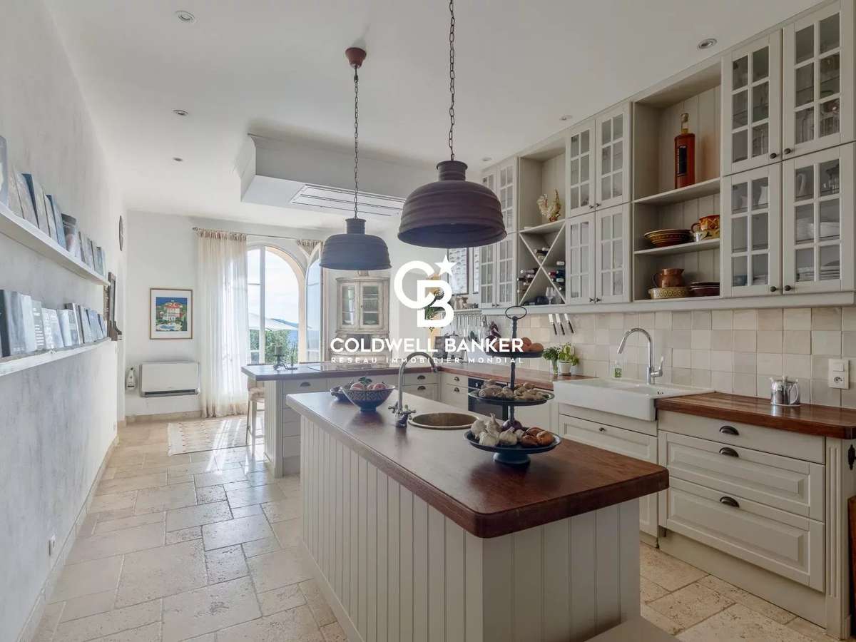 House Bormes-les-Mimosas