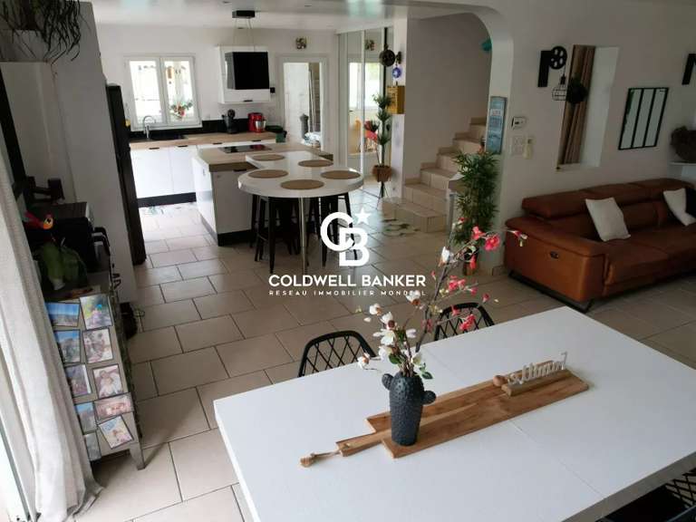 Maison Bormes-les-Mimosas - 4 chambres - 147m²