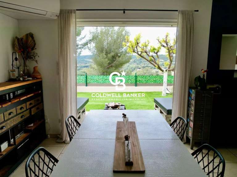 Maison Bormes-les-Mimosas - 4 chambres - 147m²