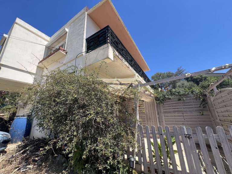 House Bormes-les-Mimosas - 4 bedrooms