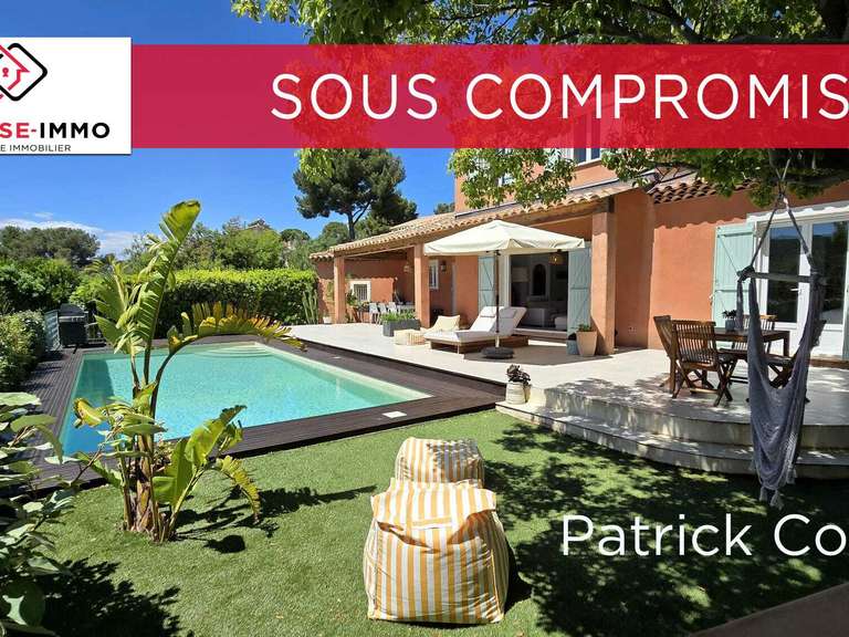 Villa Bormes-les-Mimosas - 3 bedrooms - 128m²