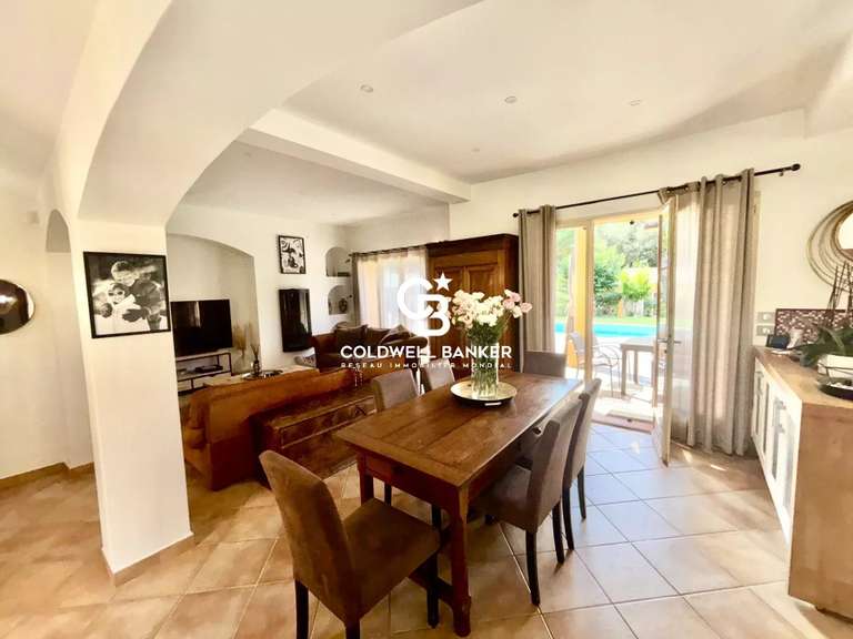 Villa Bormes-les-Mimosas - 4 bedrooms - 178m²