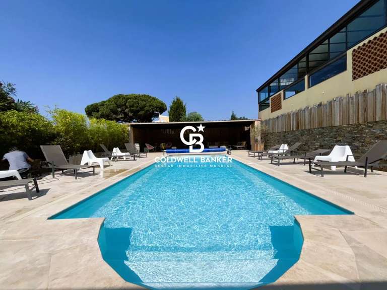 Villa Bormes-les-Mimosas - 6 chambres - 275m²