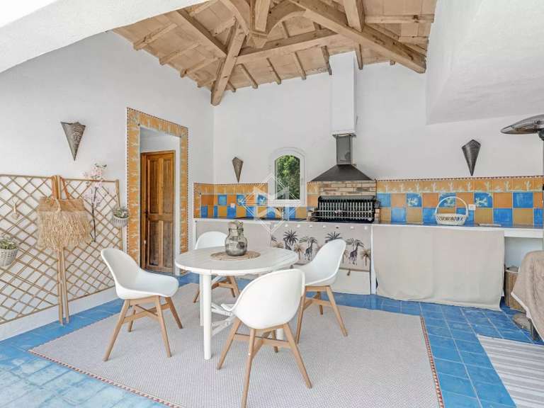 Villa Bormes-les-Mimosas - 5 bedrooms - 325m²