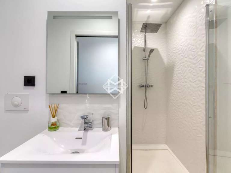 Villa with Sea view Bormes-les-Mimosas - 6 bedrooms - 350m²