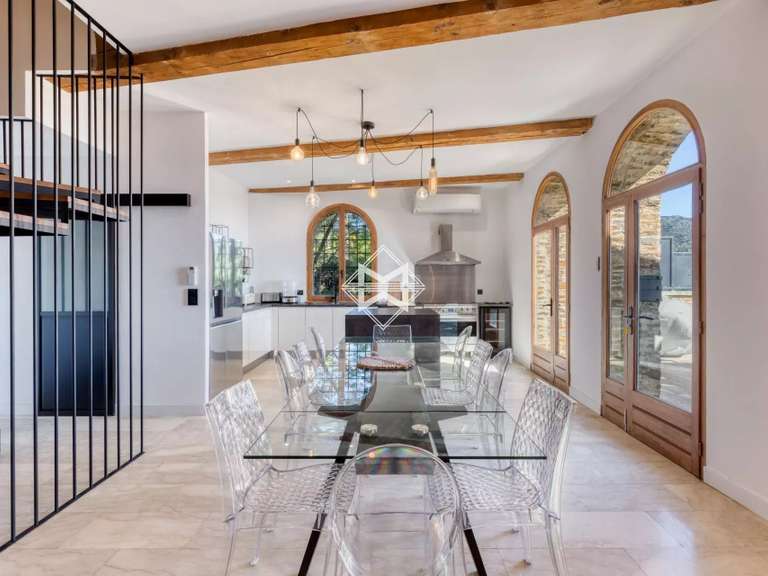 Villa with Sea view Bormes-les-Mimosas - 6 bedrooms - 350m²