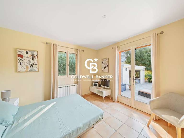 Villa Bormes-les-Mimosas - 4 chambres - 178m²