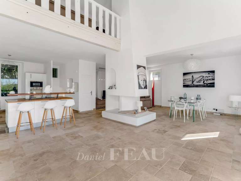 Villa Bormes-les-Mimosas - 4 chambres - 196m²