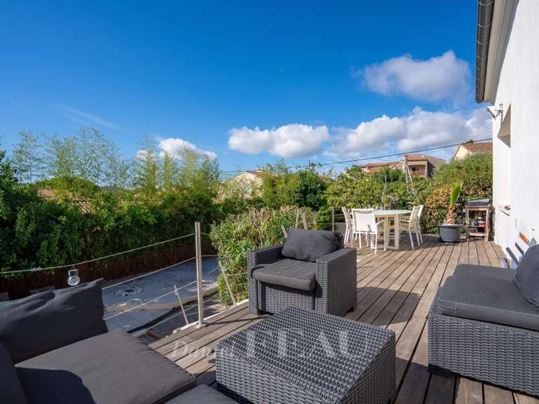 Villa Bormes-les-Mimosas - 4 chambres - 196m²