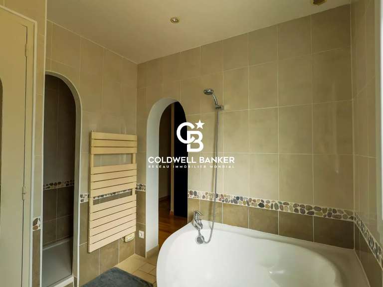 Villa Bormes-les-Mimosas - 4 chambres - 186m²