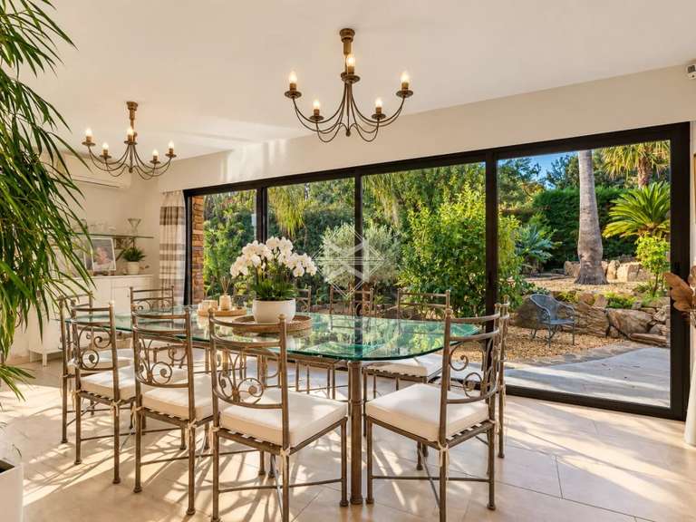 Villa Bormes-les-Mimosas - 5 chambres - 250m²