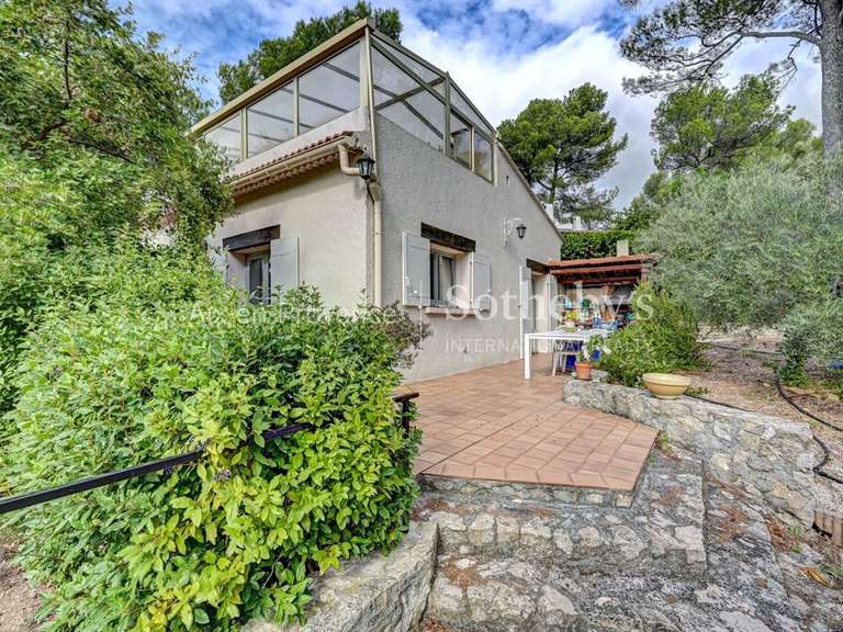 AIX EN PROVENCE SOTHEBY'S INTERNATIONAL REALTY Luxury real estate