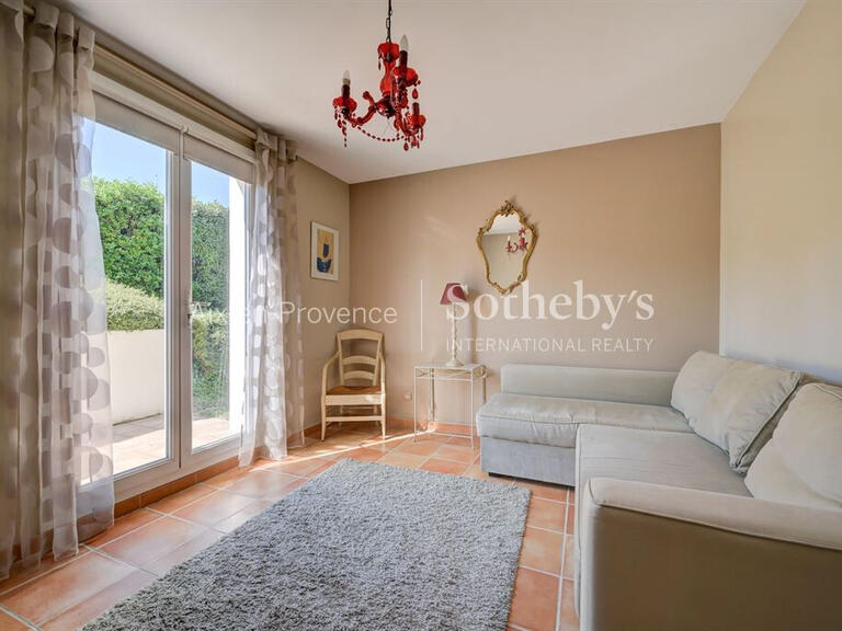 Maison Bouc-Bel-Air - 7 chambres - 386m²