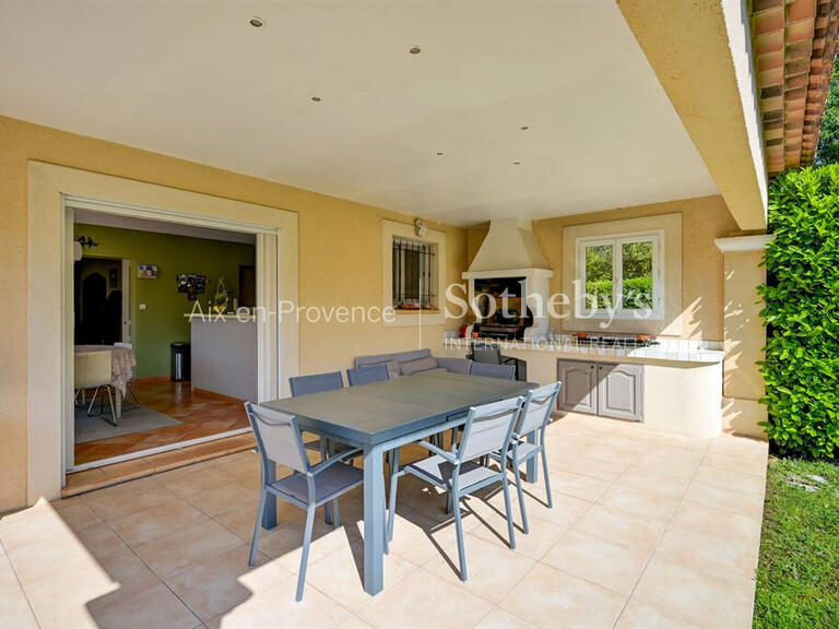 Maison Bouc-Bel-Air - 7 chambres - 386m²