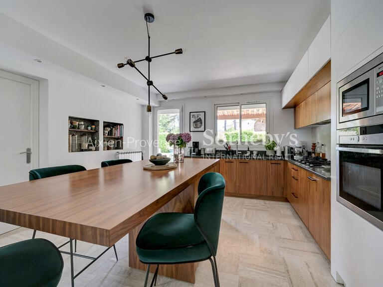 Maison Bouc-Bel-Air - 6 chambres - 286m²