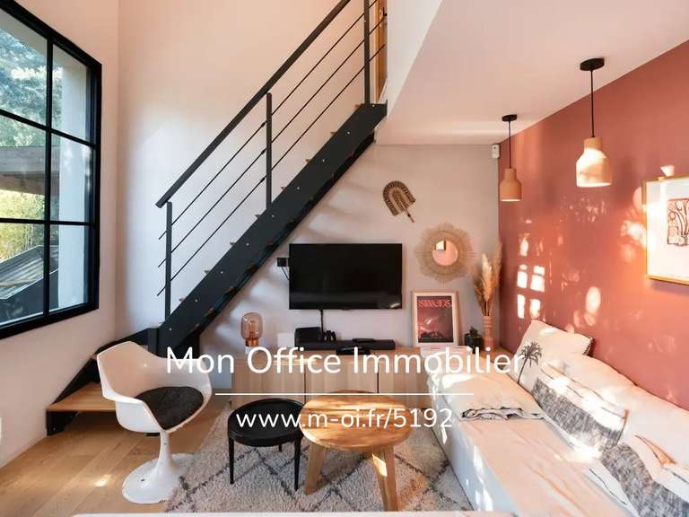 Maison Bouc-Bel-Air - 6 chambres - 215m²