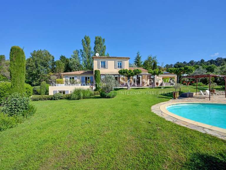 Maison Bouc-Bel-Air - 7 chambres - 386m²