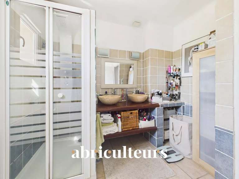 Maison Bouc-Bel-Air - 5 chambres - 192m²