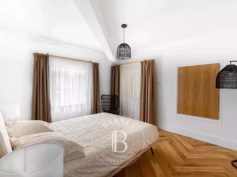 House Bouc-Bel-Air - 9 bedrooms - 721m²