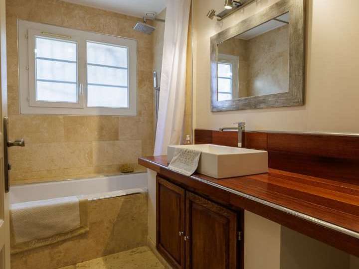 Maison Bouc-Bel-Air - 4 chambres