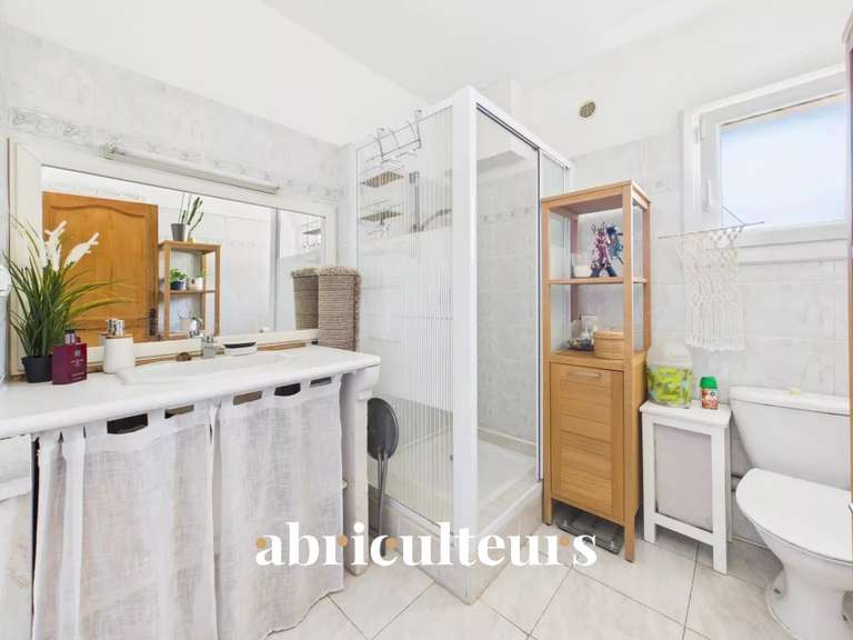 Maison Bouc-Bel-Air - 5 chambres - 192m²