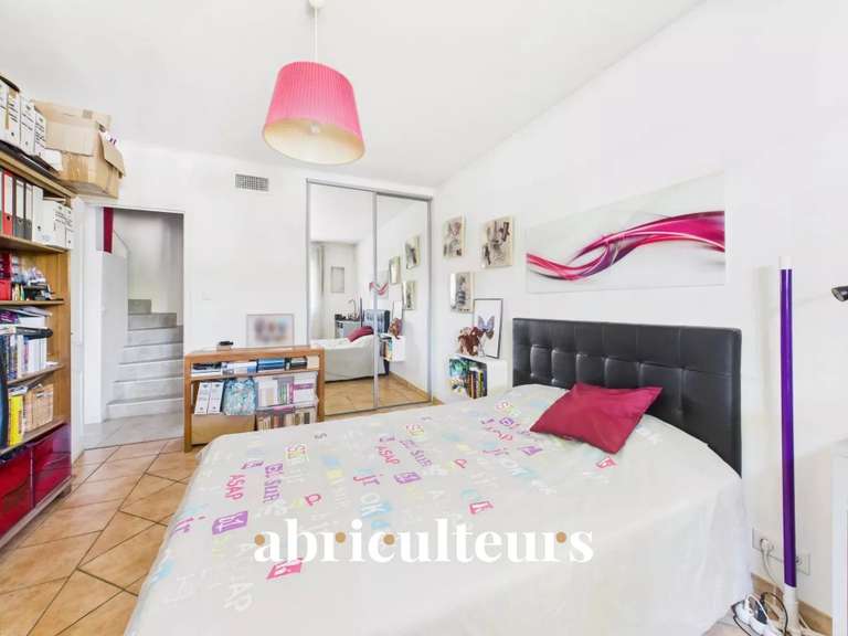 Maison Bouc-Bel-Air - 5 chambres - 192m²