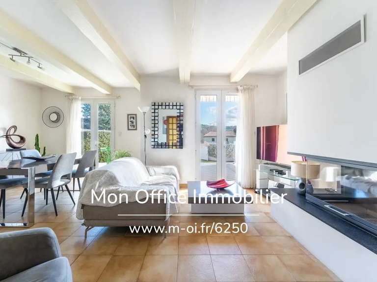 Maison Bouc-Bel-Air - 3 chambres - 115m²