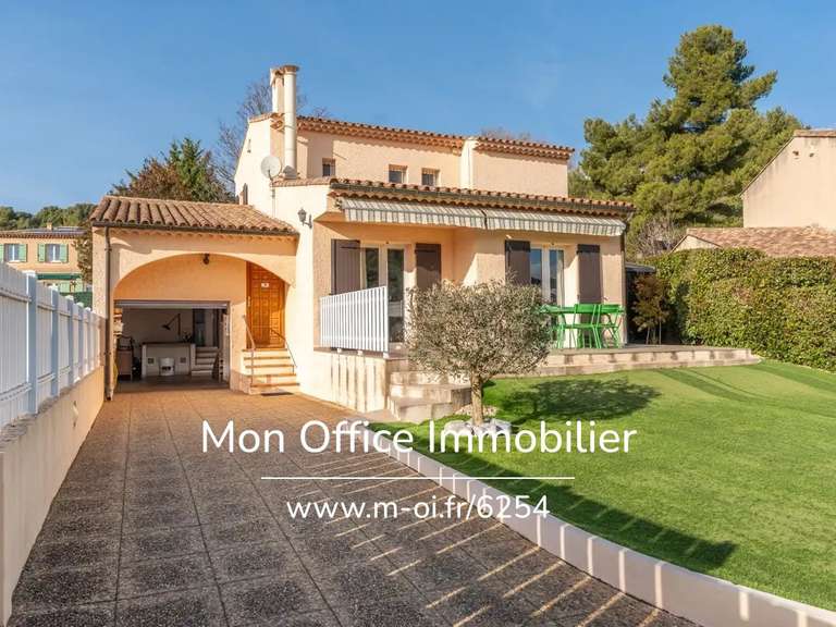 Maison Bouc-Bel-Air - 3 chambres - 100m²