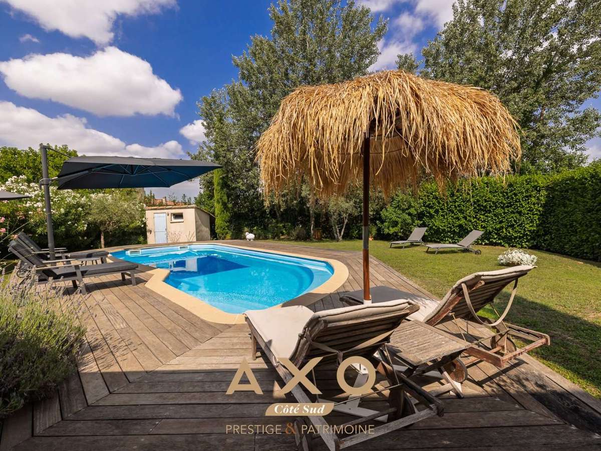 House Bouc-Bel-Air