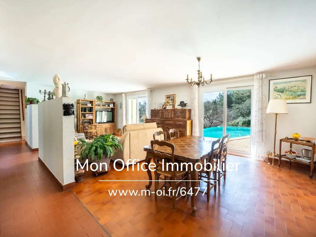 House Bouc-Bel-Air