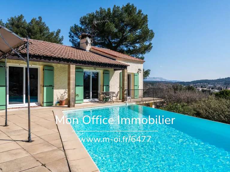 Maison Bouc-Bel-Air - 5 chambres - 144m²