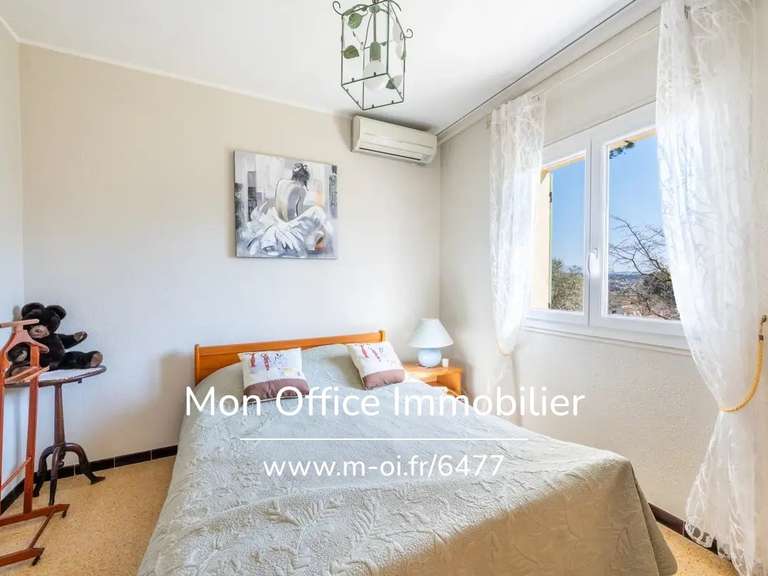 Maison Bouc-Bel-Air - 5 chambres - 120m²