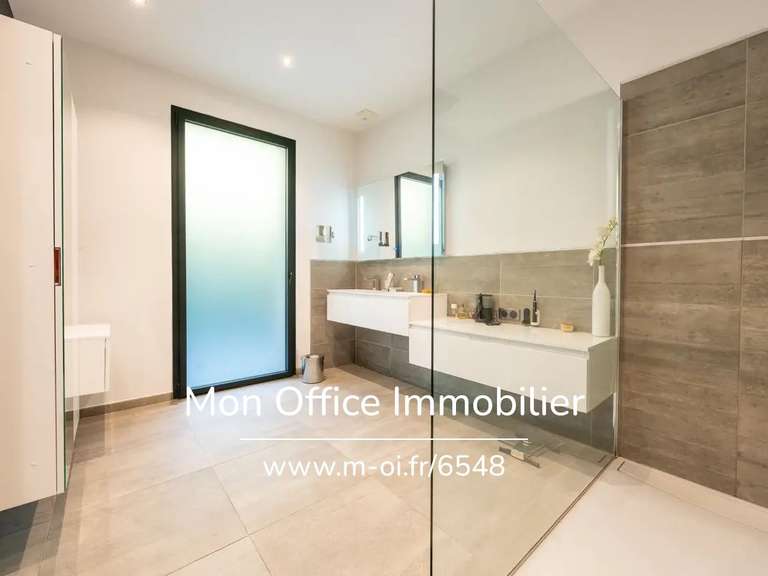 Maison Bouc-Bel-Air - 3 chambres - 280m²