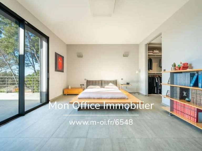 Maison Bouc-Bel-Air - 3 chambres - 280m²