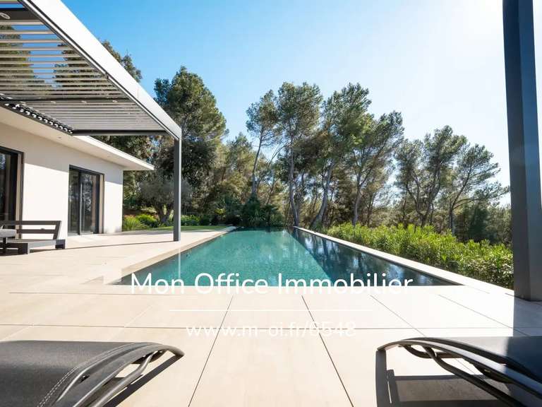 Maison Bouc-Bel-Air - 3 chambres - 280m²