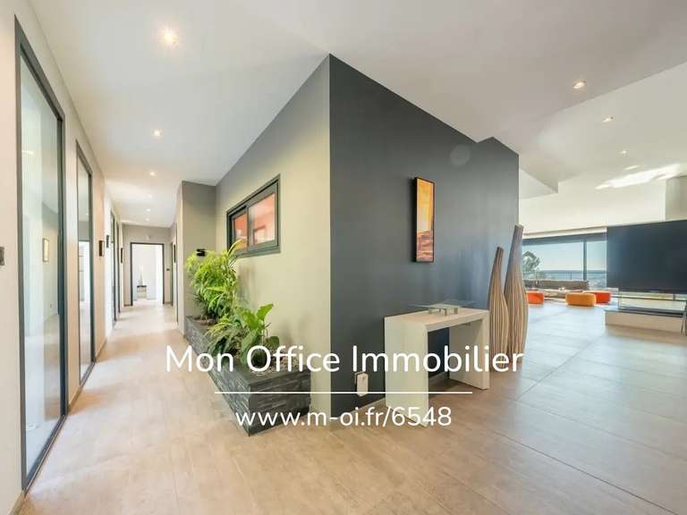 Maison Bouc-Bel-Air - 3 chambres - 280m²