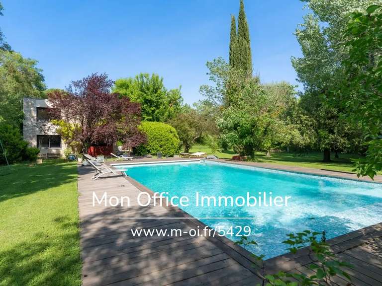 Maison Bouc-Bel-Air - 4 chambres - 226m²