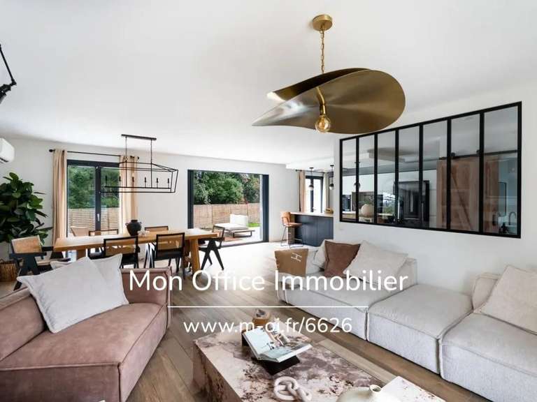 Maison Bouc-Bel-Air - 4 chambres - 150m²