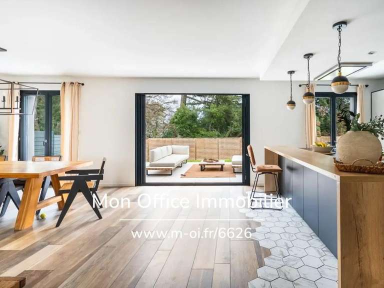 Maison Bouc-Bel-Air - 4 chambres - 150m²