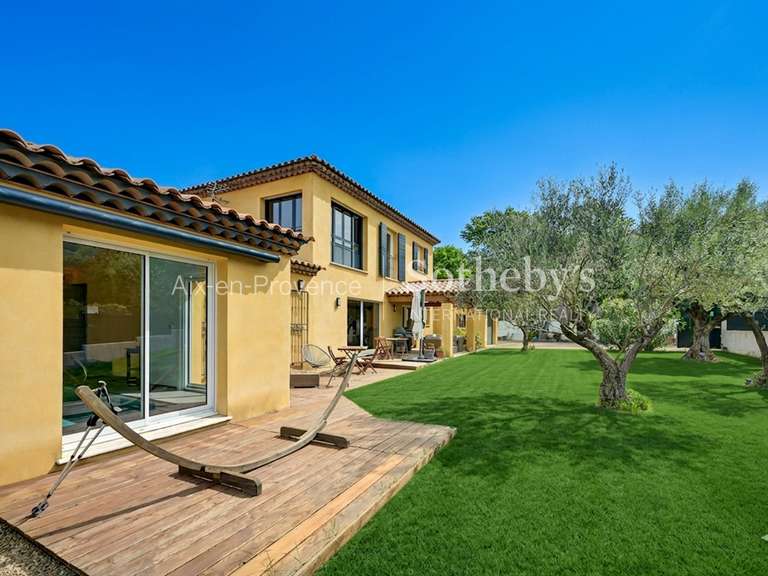 Maison Bouc-Bel-Air - 3 chambres - 172m²