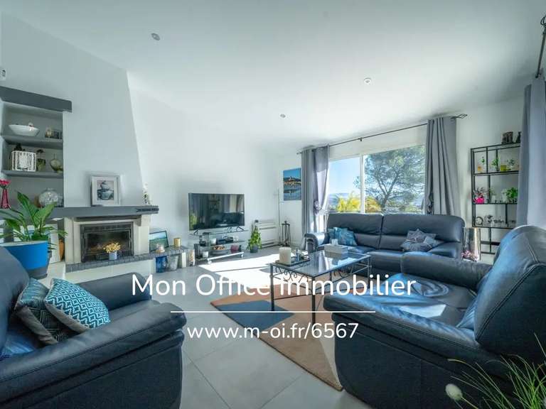 Maison Bouc-Bel-Air - 4 chambres - 140m²
