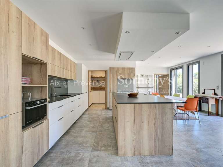 Maison Bouc-Bel-Air - 5 chambres - 460m²