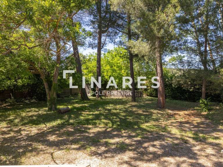 House Bouc-Bel-Air - 5 bedrooms - 308m²