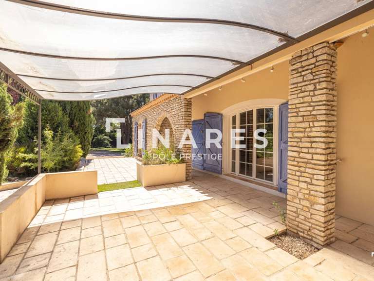 House Bouc-Bel-Air - 5 bedrooms - 308m²