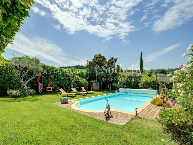 Maison Bouc-Bel-Air - 6 chambres - 211m²