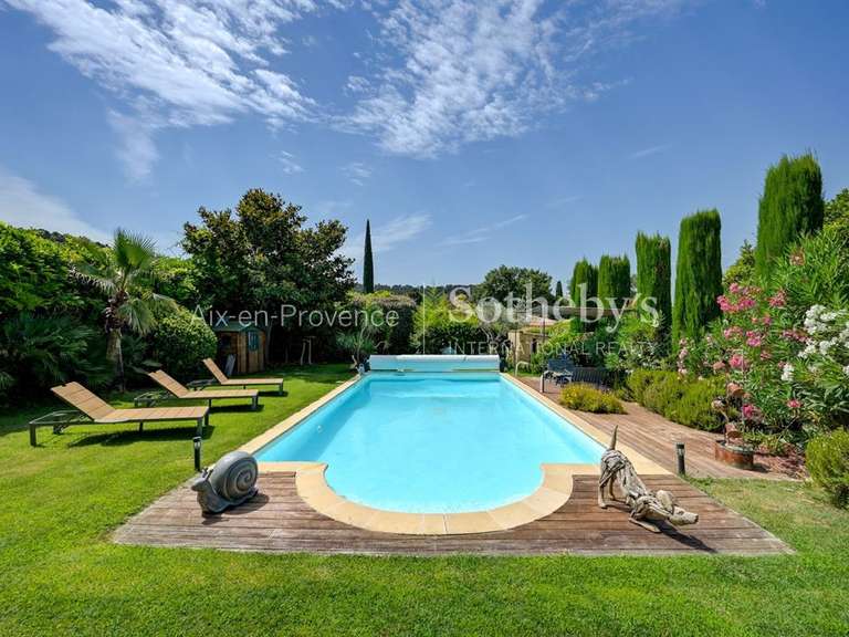 Maison Bouc-Bel-Air - 6 chambres - 211m²