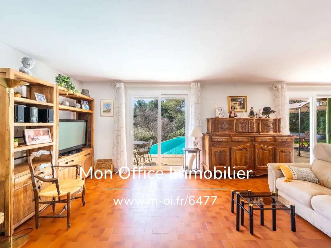 House Bouc-Bel-Air