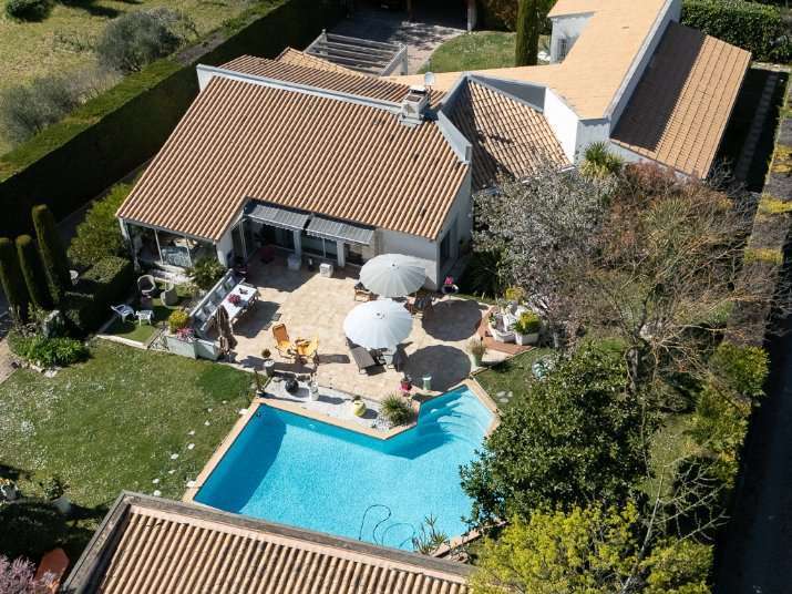 House Bouc-Bel-Air - 3 bedrooms