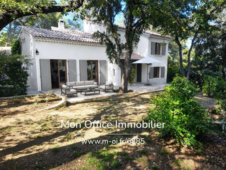 House Bouc-Bel-Air - 5 bedrooms - 178m²