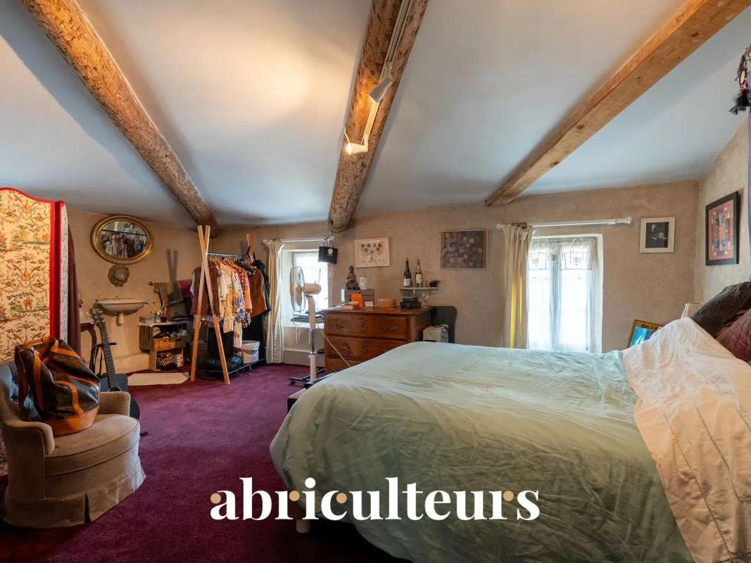 House Bouc-Bel-Air